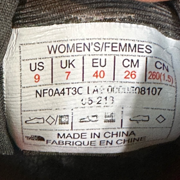 The North Face Black and White Athletic Shoes - Picture 9 of 9